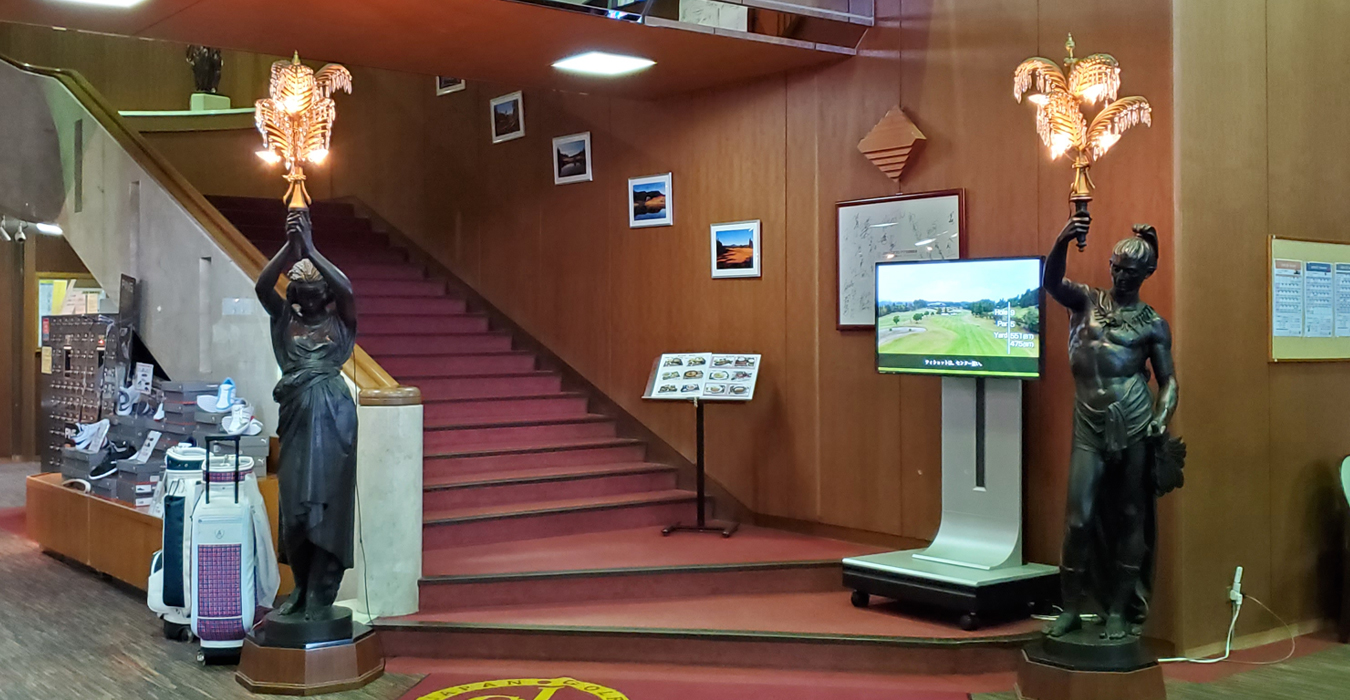 JGMやさと石岡ゴルフクラブレストラン入り口